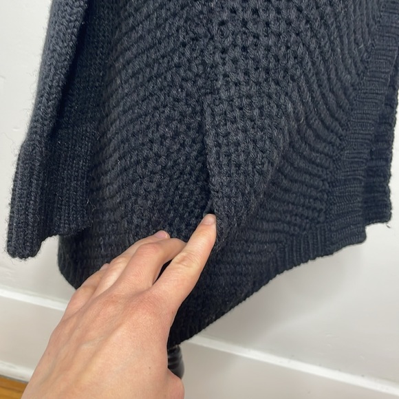 Vince Chunky long wool cardigan - Picture 5 of 9